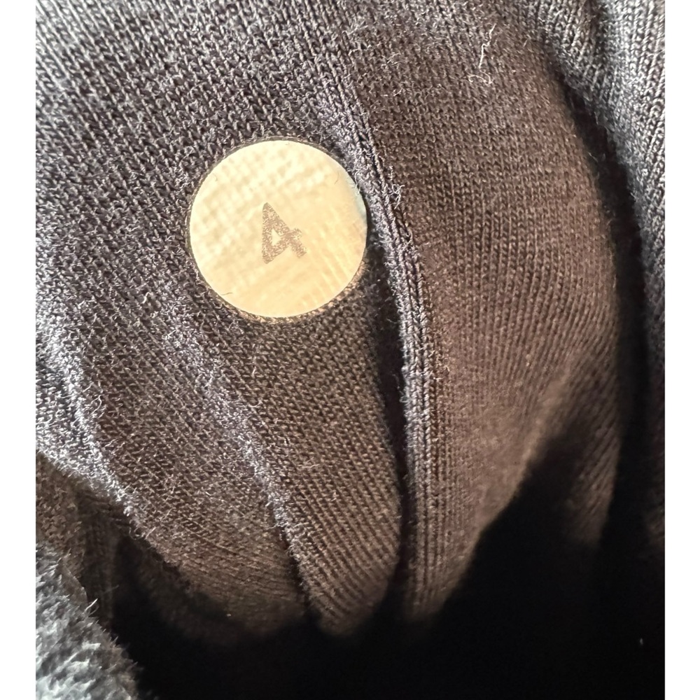 Lululemon Pullover Sweater - Picture 6 of 6